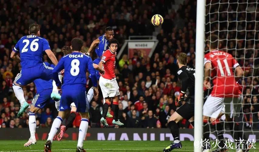 进球狂潮4-4！曼联三度领先皆被追平，上演本赛季英超经典对决